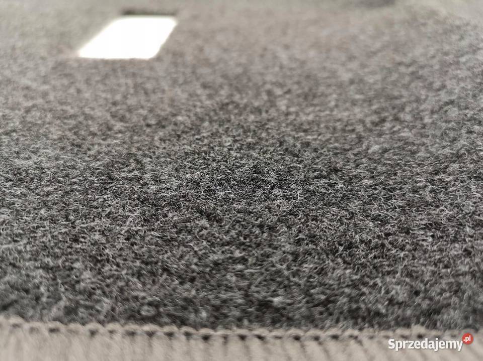 DYWANIKI WELUROWE KOMPLET OPEL COMBO D 20112018 sprzedam