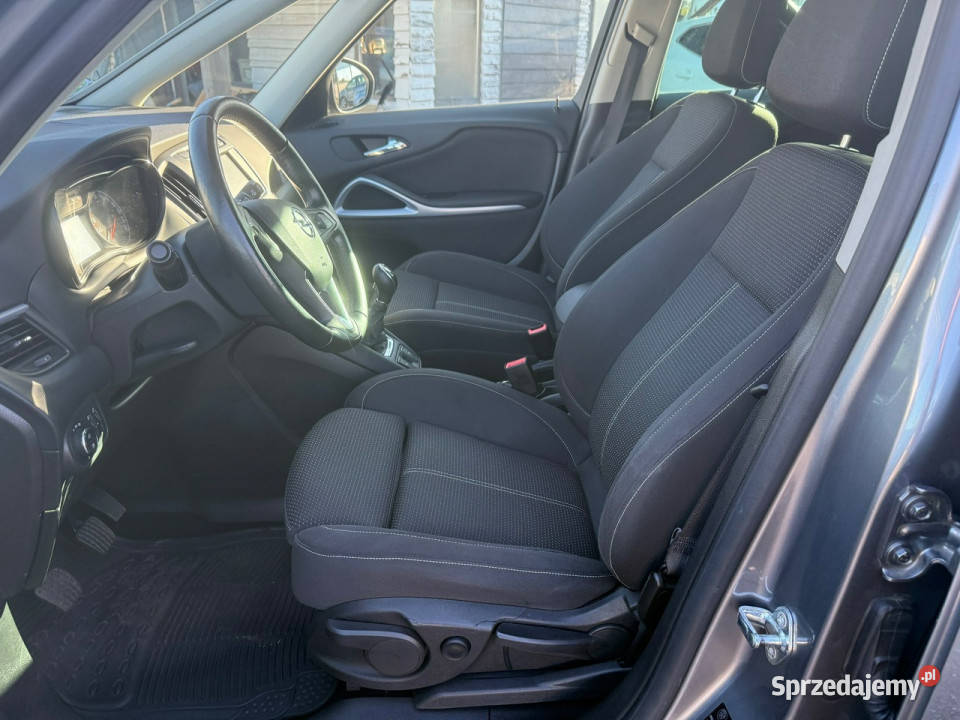 Opel Zafira Opel Zafira 2018 14 140 7 osobowy benzyna Słupsk