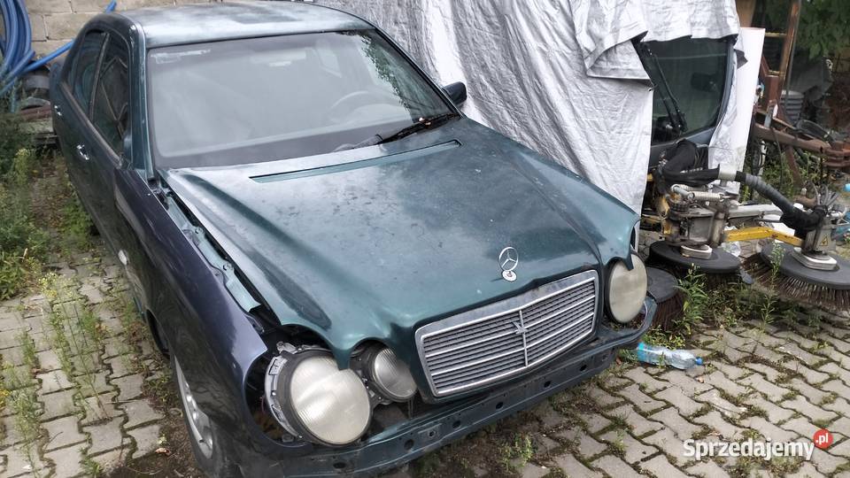 Mercedes w 220wolkswagem B5 lubelskie Trawniki