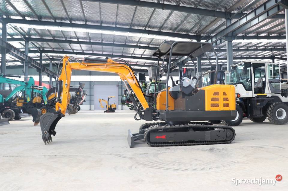 Minikoparka 3 t Mller Machinery MB 30 silnik Gąsiennice sprzedam