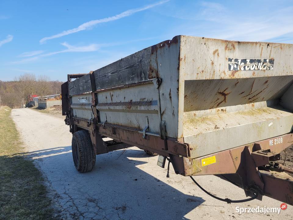 Sprzedam Rozrzutnik obornika Rozrzutniki obornika świętokrzyskie Przyłęczek