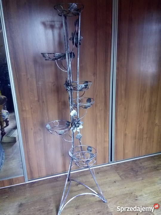 Kwietnik metaloplastyka