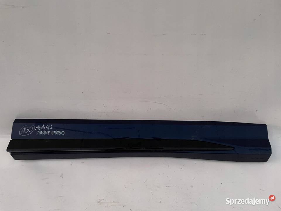 LISTWA DRZWI PRAWY PRZÓD AUDI Q3 83A853960 osobowe sprzedam