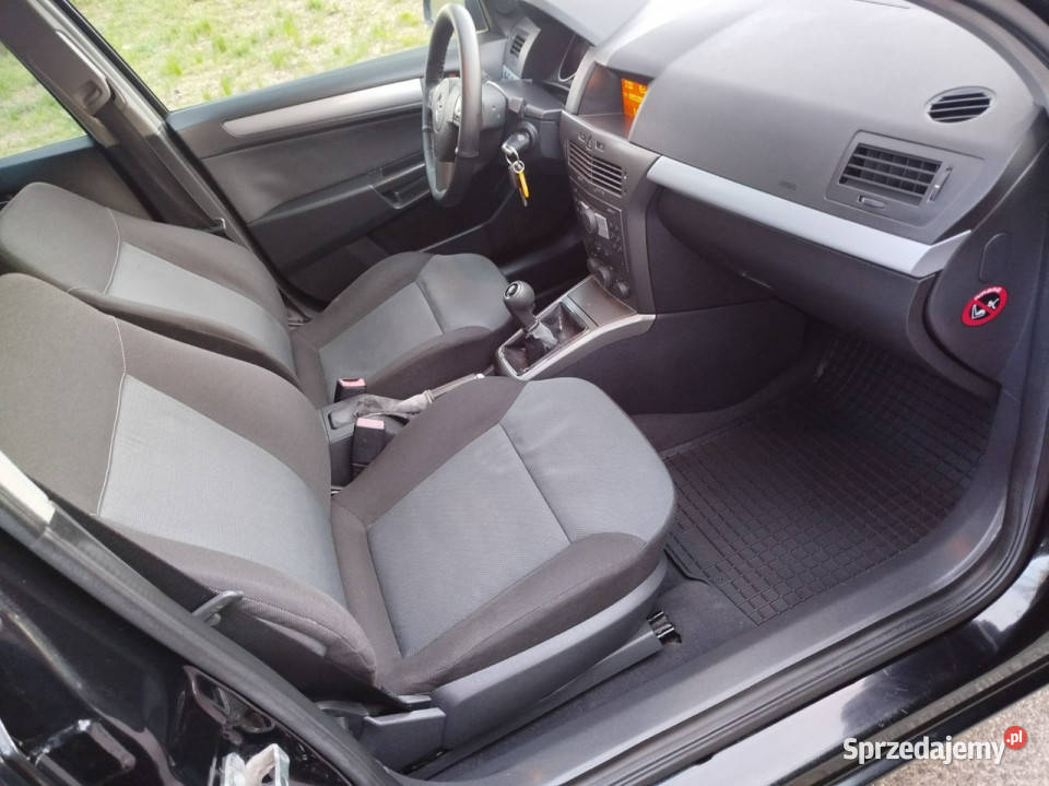 Opel Astra 18 Benzyna import z niemiec opłaty w Toruń