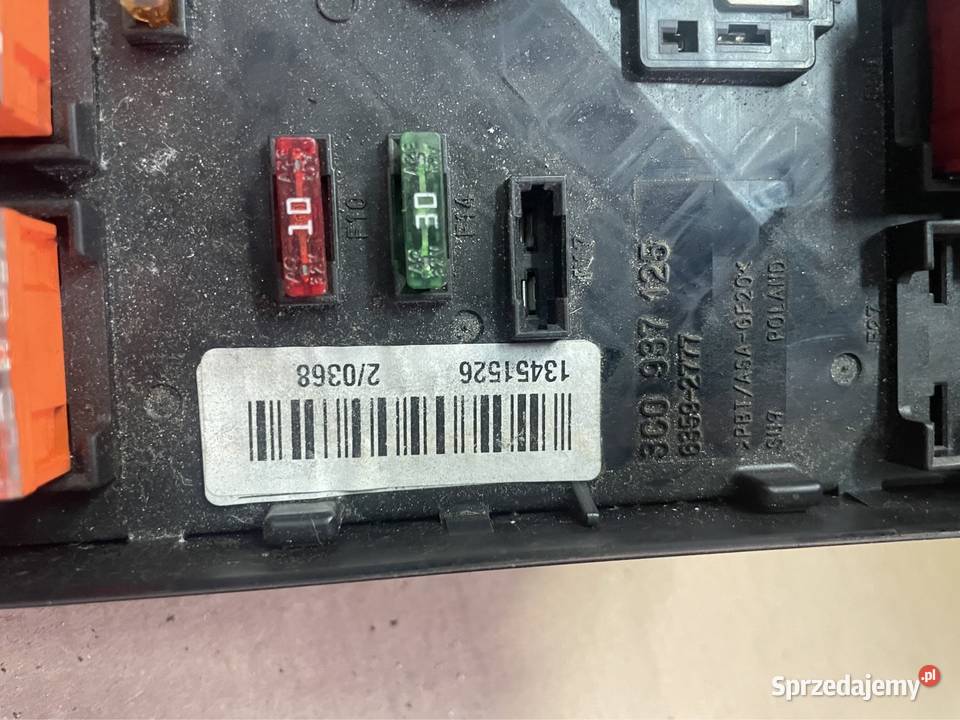 3C0937125 skrzynka bezpieczników vw passat b6 Szczecin