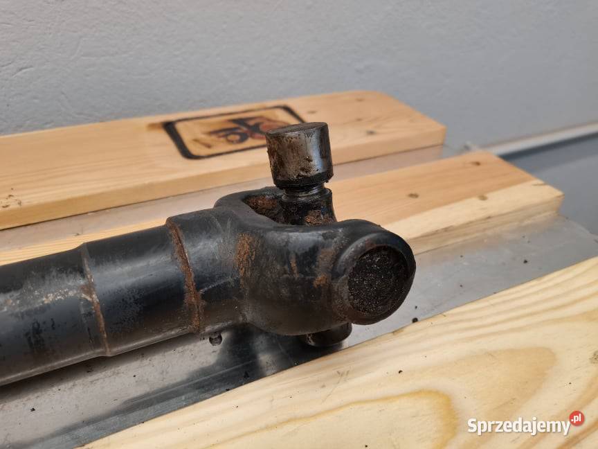 Holland LM 5040 Wał napędowy sprzedam