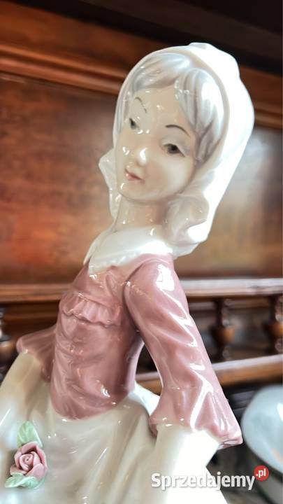 Figurki dziewczyny z różami Lladro Z manufaktury pomorskie Gdańsk