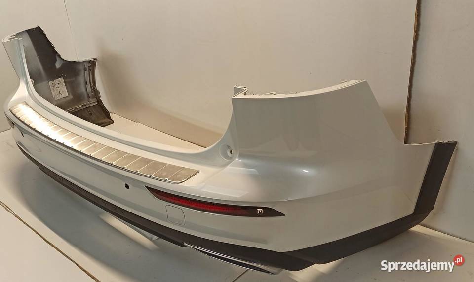 VOLVO V60 CC ZDERZAK TYŁ 707 2022 osobowe dolnośląskie