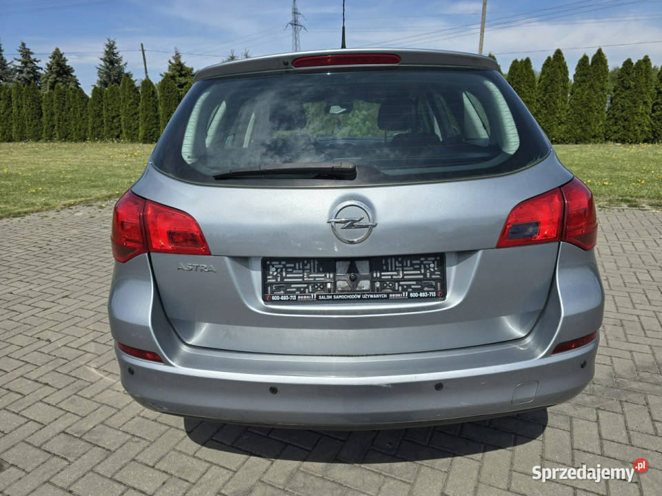 Opel Astra Sports Tourer 14 Benz komputer pokładowy Kutno