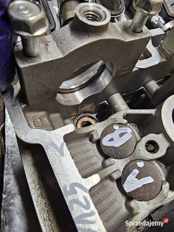 Hyosung GV 125 aquila głowica tył tylna tylnia Jelenia Góra