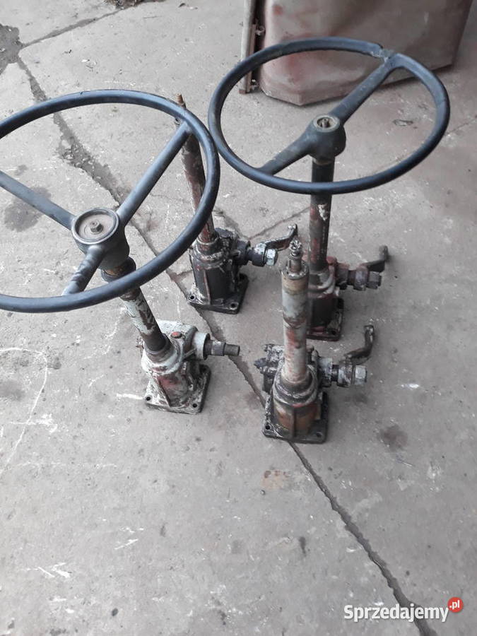 Ursus c360 układ kierowniczy kolumna Jasło