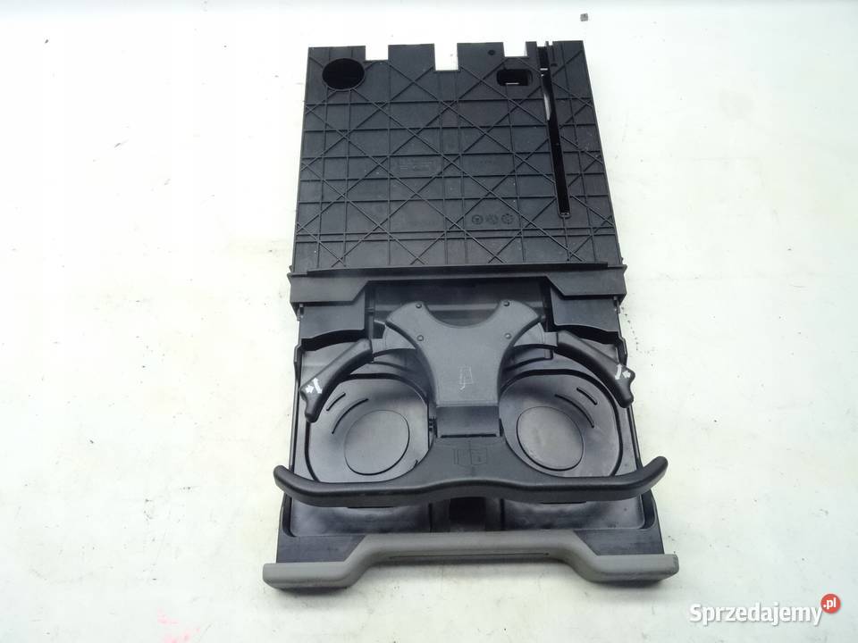 AUDI A8 D3 0307 UCHWYT KUBEK TYL 4E0885995 osobowe Przemęt