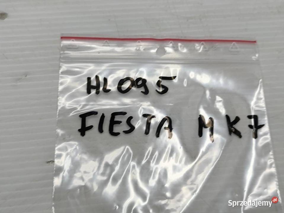 PRZEPŁYWOMIERZ POWIETRZA FORD FIESTA MK7 LIFT