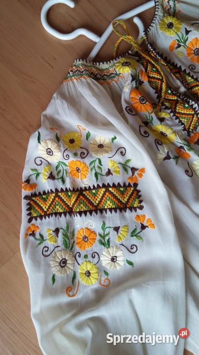 Piękna starodawna bluzeczka batystowa z haftem