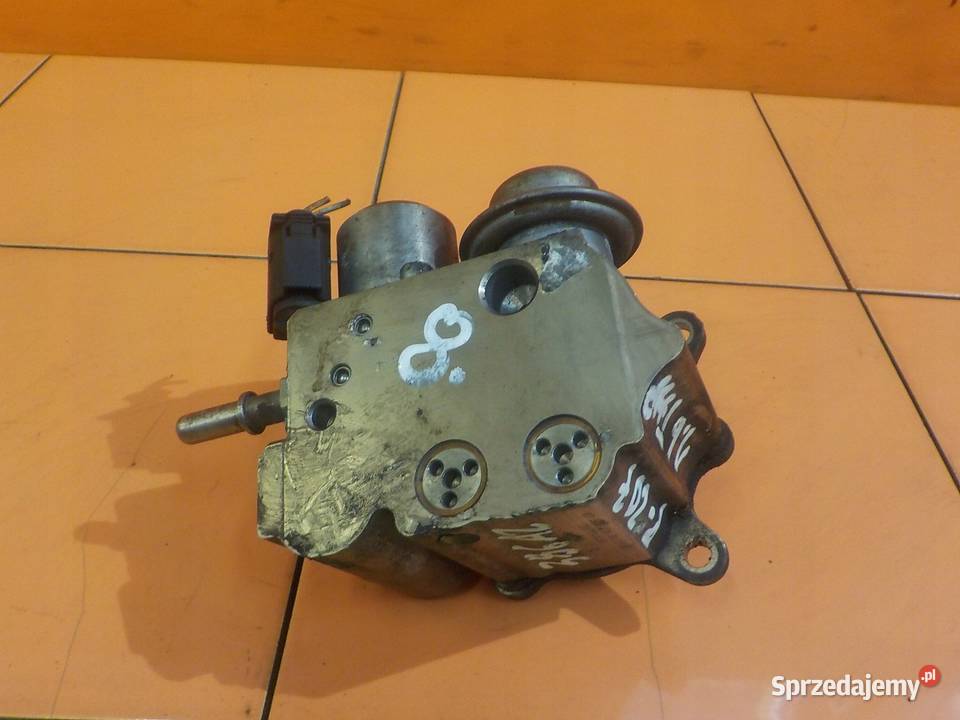 PEUGEOT 207 C4 308 5008 16 THP 08r 150 5FX pompa Suków