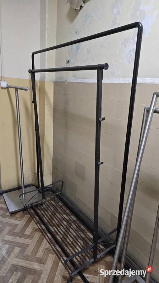 Stojaki do sklepu odzieżowego kujawsko-pomorskie Bydgoszcz sprzedam