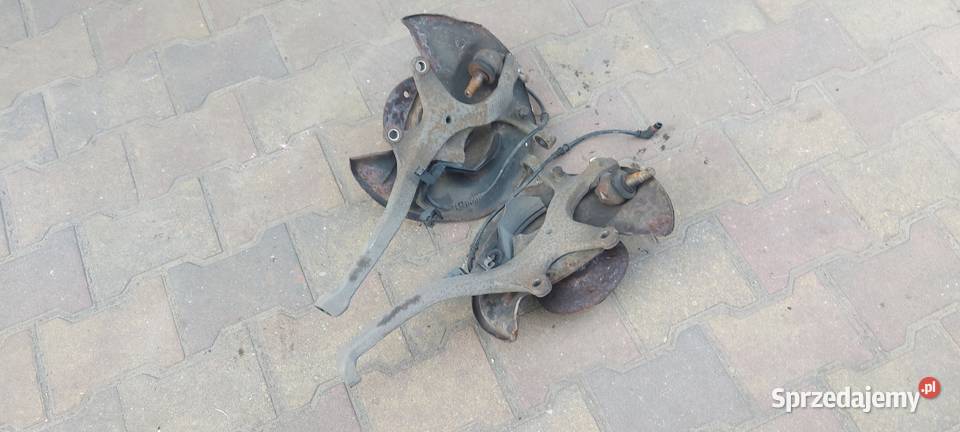 Piasta zwrotnica mercedes w202 22cdi Rok produkcji 1999 Zbąszyń sprzedam