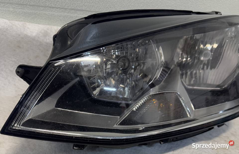 Lampa lewy przód VW Golf VII 1216 Jasienica