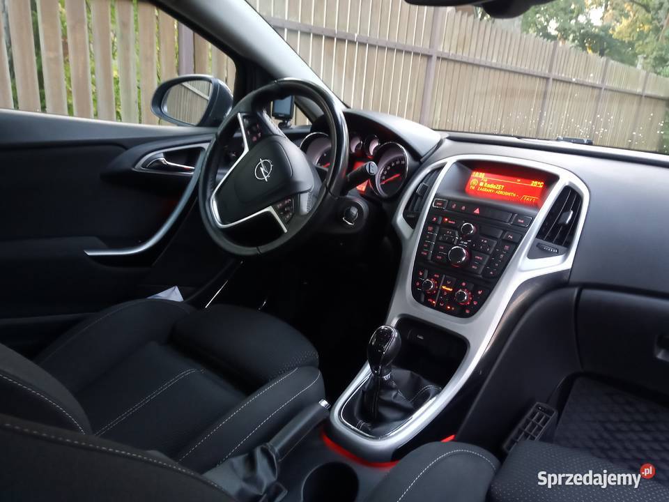 Opel Astra J GTC 20 CDTI Flexride Xenon AFL Astra Jabłonna