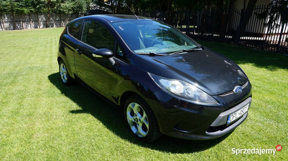 Ford Fiesta zarejestrowany ubezpieczony wspomaganie kierownicy Zielona Góra