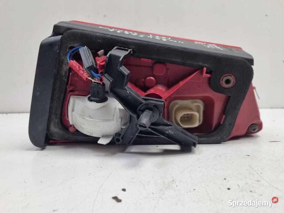 Audi A6 C7 KOMBI LED 1014r TYLNIA TYLNA LAMPA sprzedam