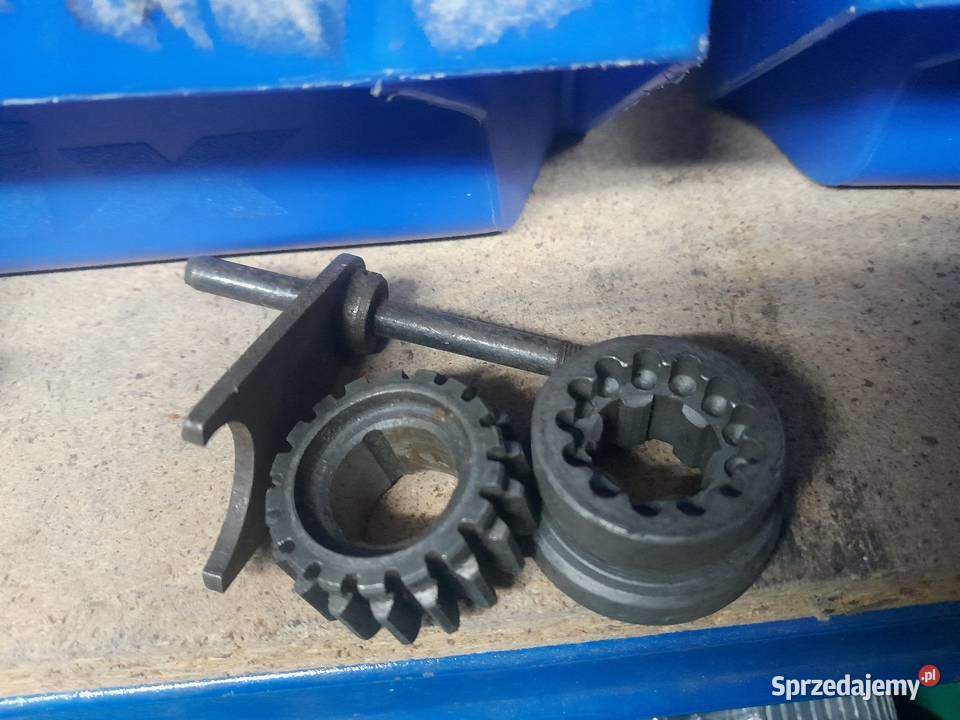 2 czesci skrzyni romet komar nowe ZMD oryginalne