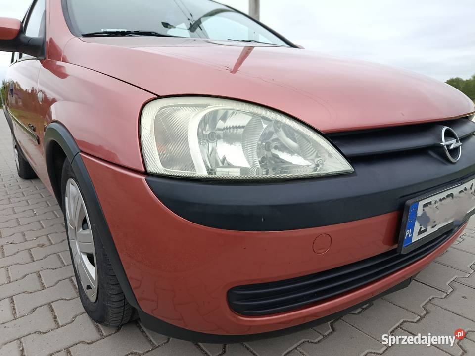 10 B Klimatyzacja Elektryka Bez Rdzy Super Stan Hatchback Corsa Węszelówka
