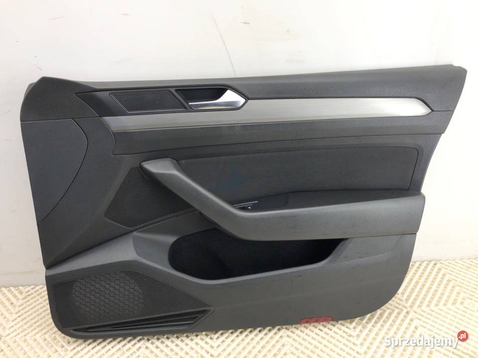 BOCZEK DRZWI PRAWY PRZÓD VW PASSAT B8 Kombi Tapicerki samochodowe sprzedam
