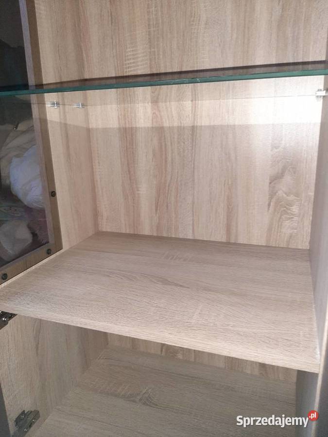 Witrynakomoda regał