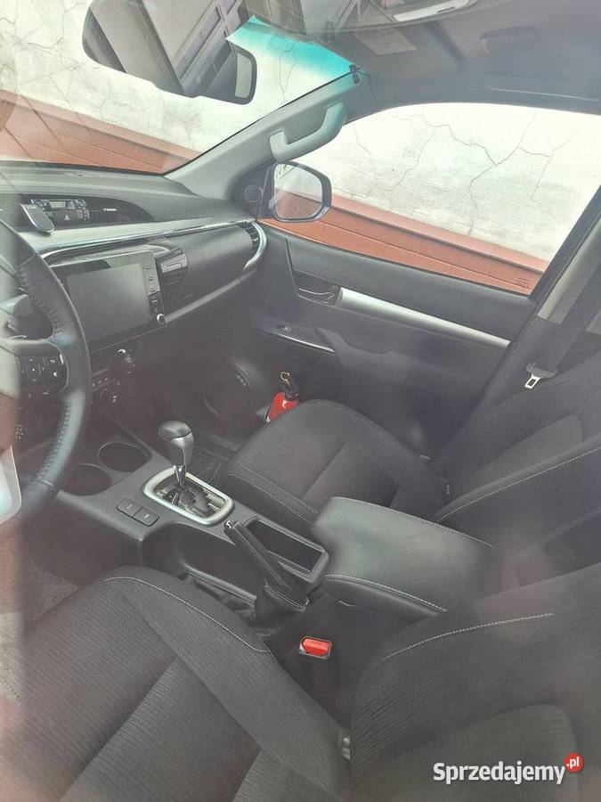 Toyota Hilux automat 2023 Diesel 27 przetarg Warszawa