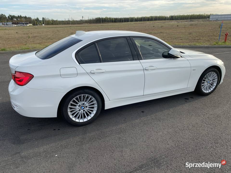 BMW Seria 3 320d xDrive Luxury Line 1995cm3 sprzedam
