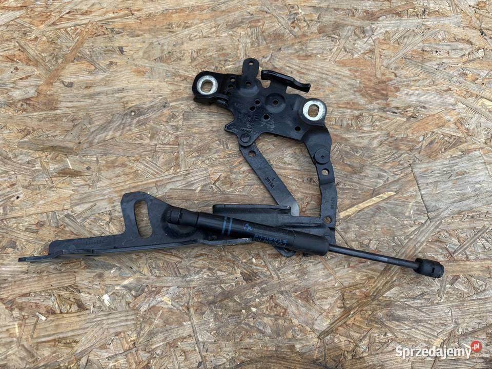 Zawias maski BMW 4 IV f32 f33 f36 czarny prawy