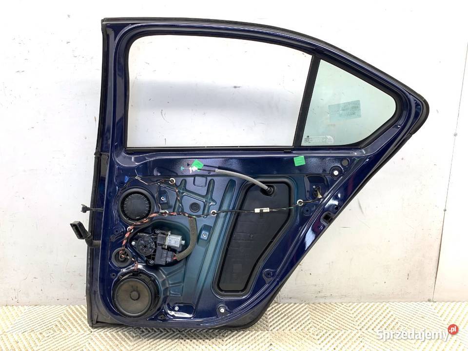 DRZWI PRAWY TYŁ SKODA OCTAVIA III Hatchback
