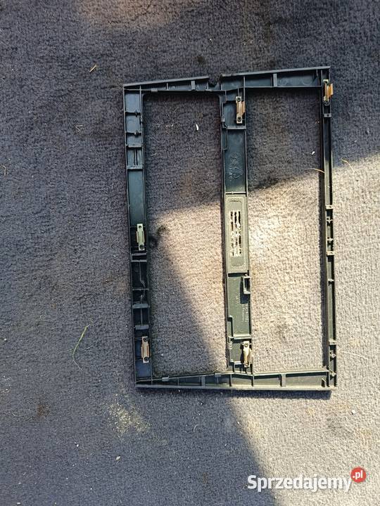 Ramka na około radia Audi A4 B5 FL a15