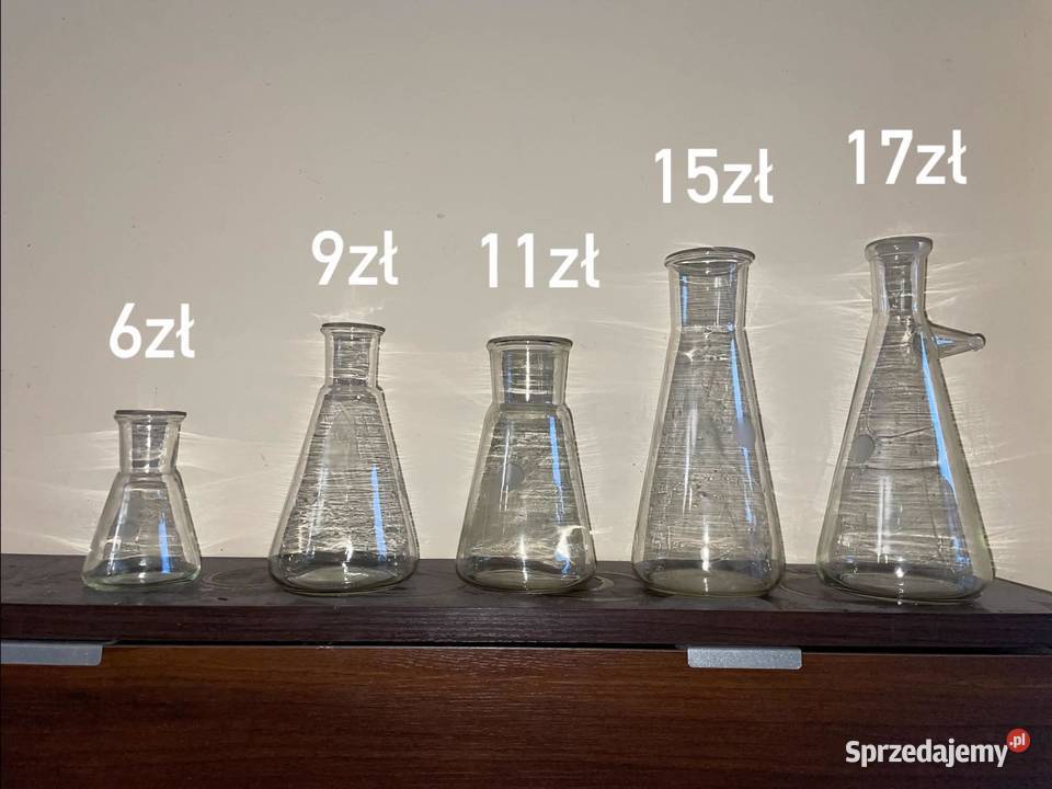 Szkło laboratoryjne PRL naczynia alchemiczne Bolesławiec