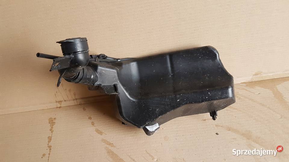 ZBIORNICZEK SPRYSKIWACZY TESLA 3 109606300B Międzychód sprzedam