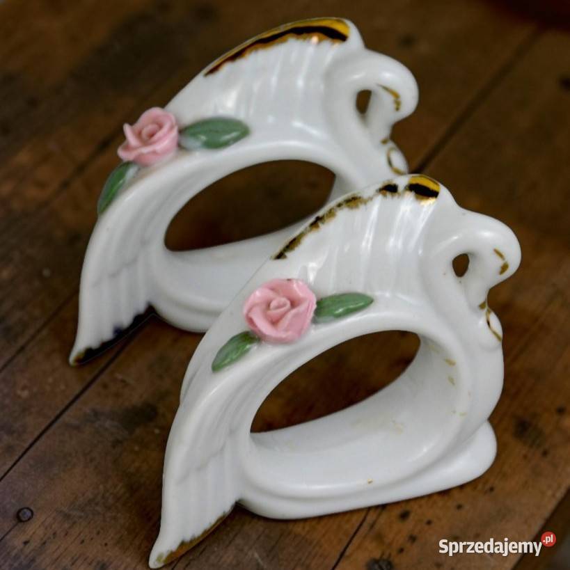 WYPRZEDAŻ Porcelanowe serwetniki do kolekcji 3 Porcelana i szkło mazowieckie Pomiechówek