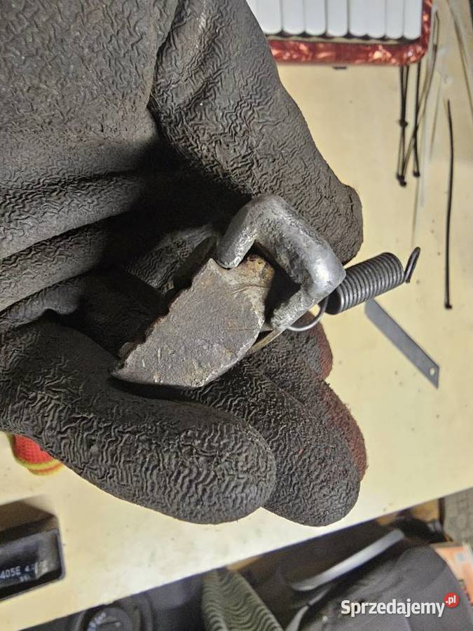 Suzuki RM 125 stopka wajcha hamulca hamulcowa