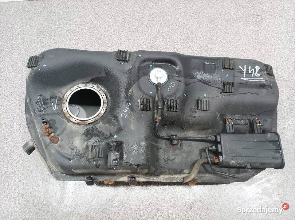 ZBIORNIK PALIWA BAK 16 B 311002Y480 Kia Sportage