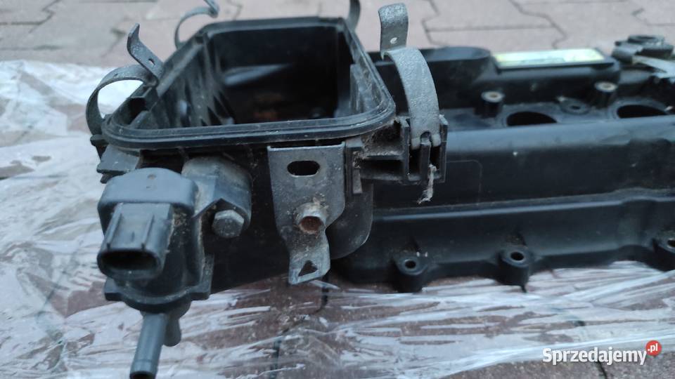 Toyota Yaris II pokrywa dekiel zaworów Otwock