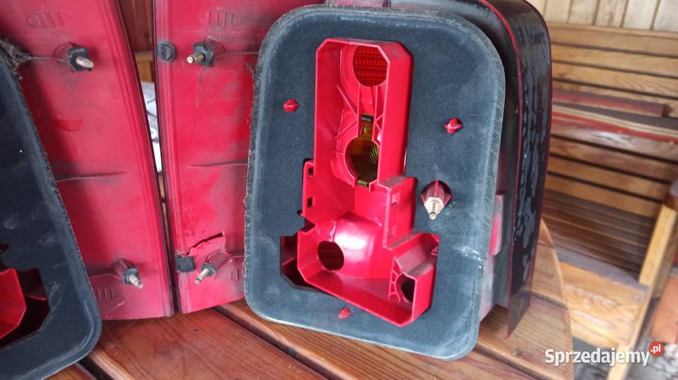 Lampy tył passat b5 osobowe Osiek nad Notecią