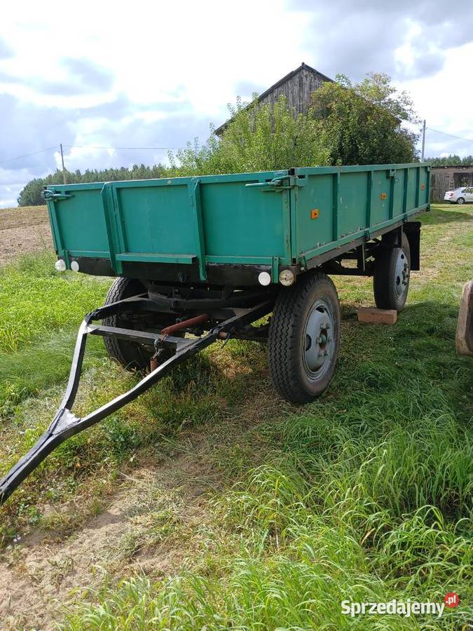 Przyczepa rolnicza uszkodzony Stary Kobrzyniec
