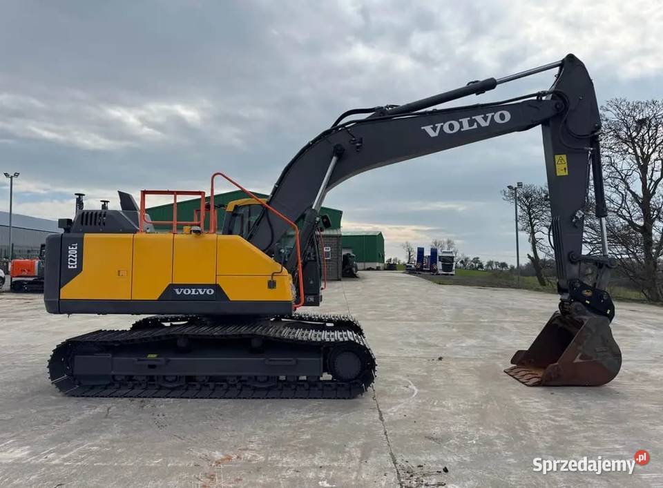 Koparka Volvo Ec 220 EL produkcji 2022 Opole sprzedam
