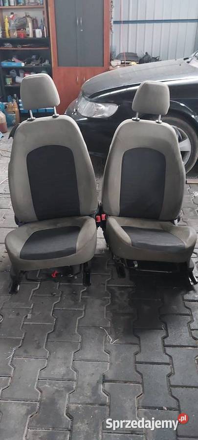 Fotele prawy lewy Fiat Grande Punto 3D
