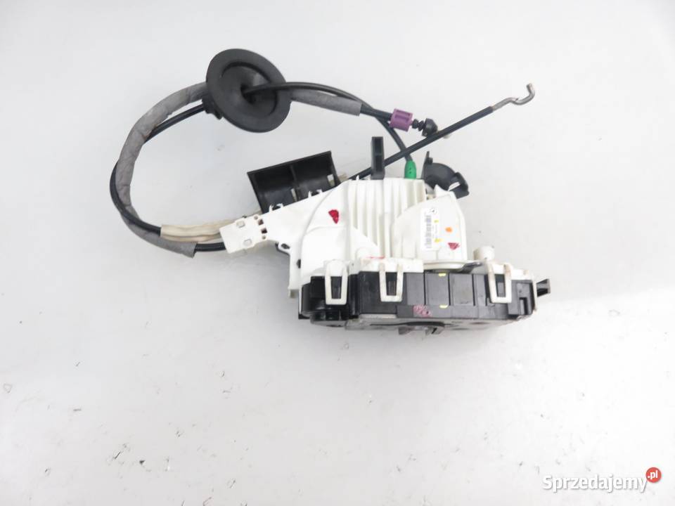 ZAMEK LEWY PRZEDNI MERCEDES C207 2047201535 osobowe