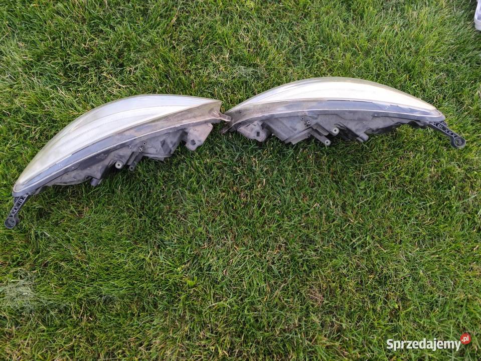 sprzedam lampy Astra j 1400cm3