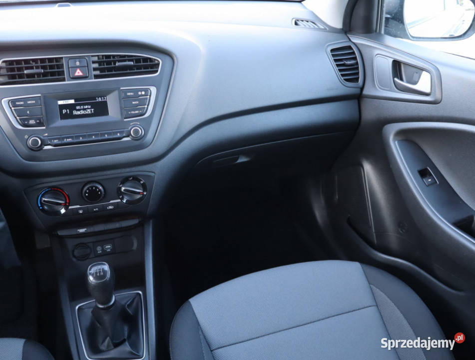 Hyundai i20 12 wielofunkcyjna kierownica Piaseczno sprzedam