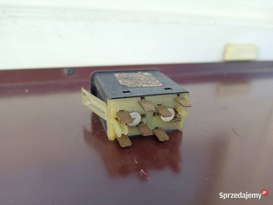 BMW E30 przycisk przełącznik spryskiwacza szyby osobowe Sieradz sprzedam