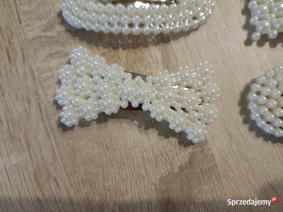 Zestaw 4 stylowych spinek do włosów perełki ecru pomorskie Kwidzyn