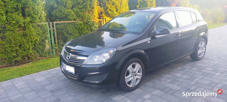 Opel ASTRA 16 benzyna 2012 115 mazowieckie Wsola